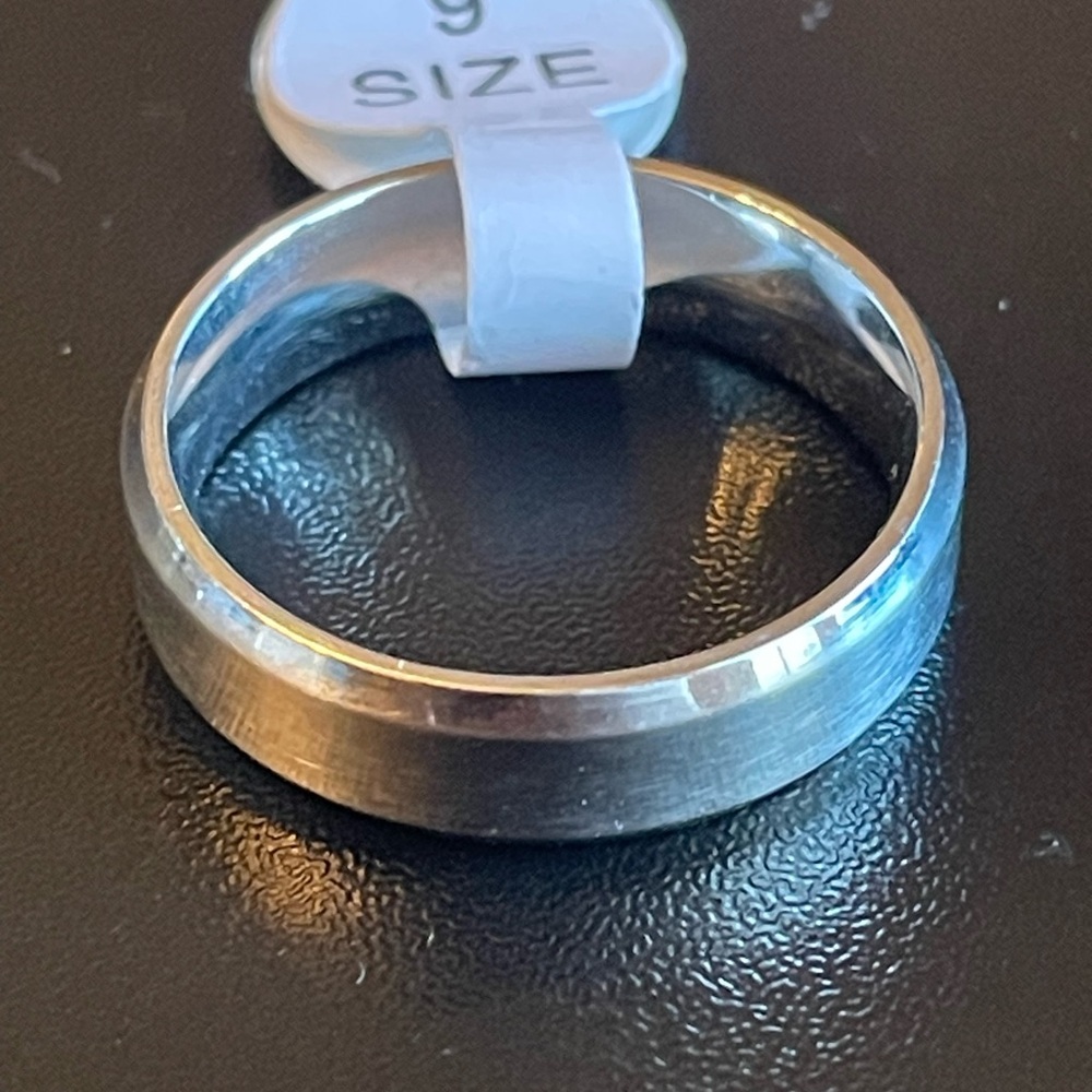 6mm silver stainless steel ring - Picture 3 of 11